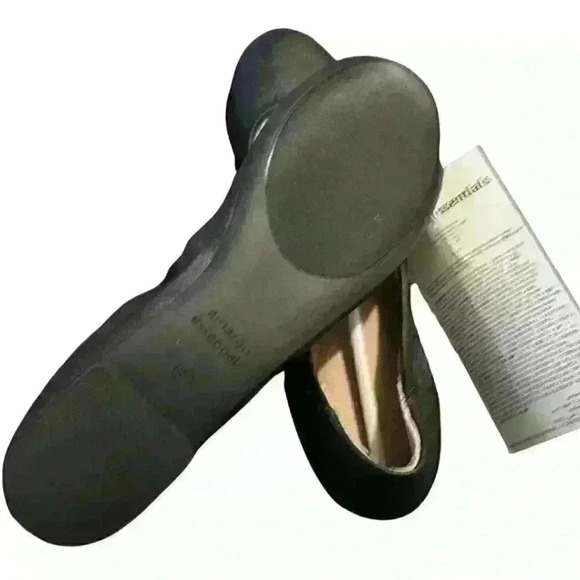 Amazon Essential Ballet  Shoes - Picture 2 of 2